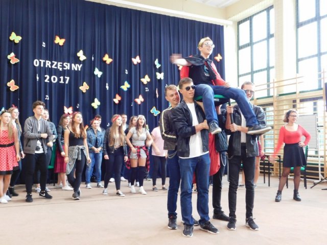 OTRZĘSINY 2017